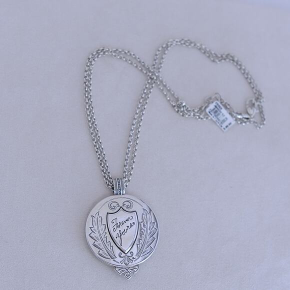 Brighton Essex JM4630 Convertible Medallion Pendant Necklace Silver Plated NWT - Picture 2 of 7